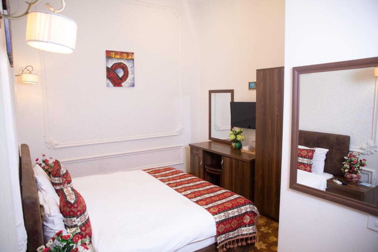 Malakhan Hotel Bakü Oda fotoğraf
